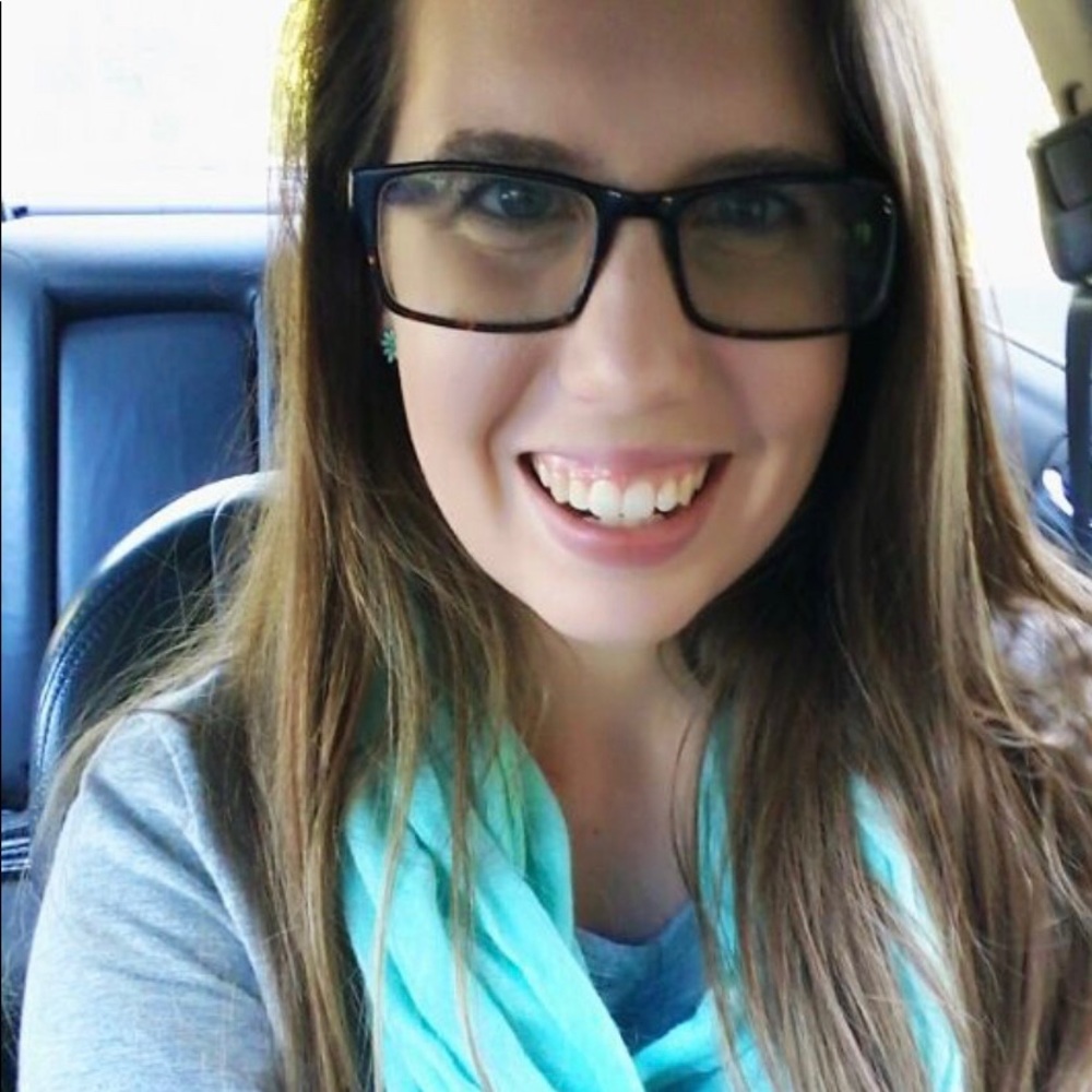 Meet your Posher, Sara